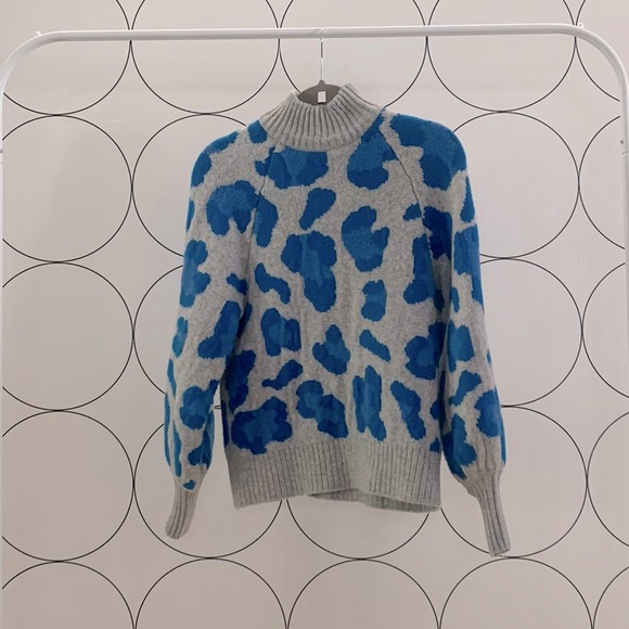 Small - Picture 1 of 1